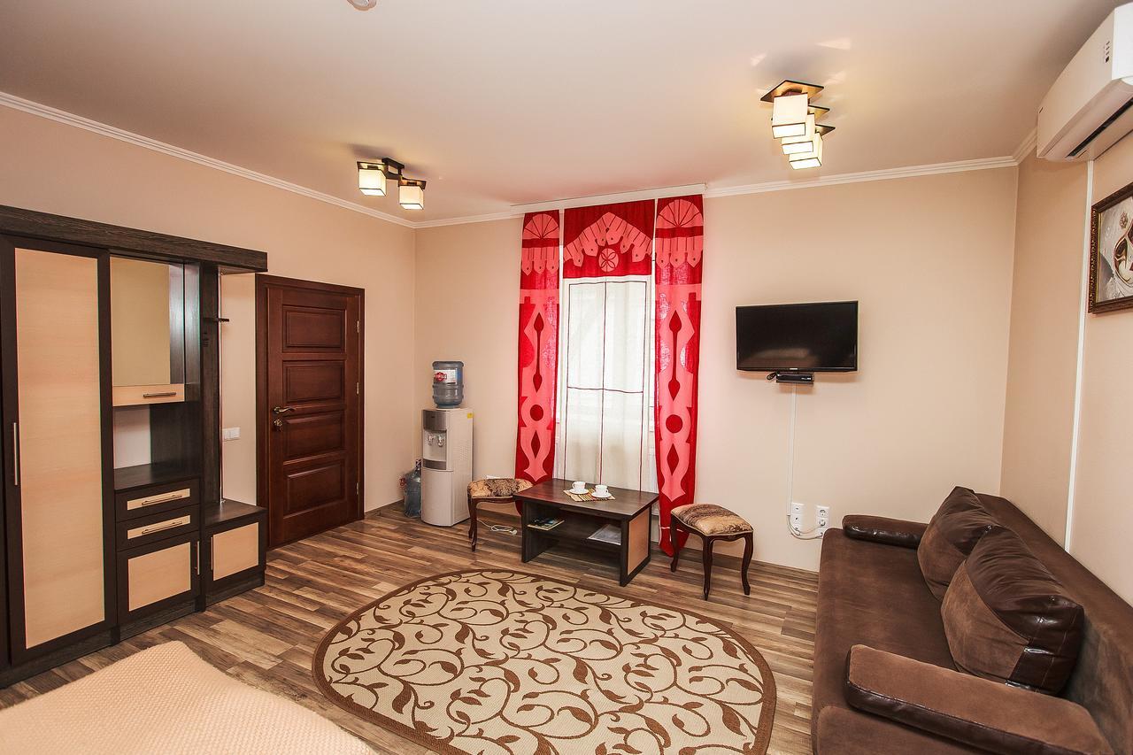 Slavyanskaya Hata Hotel Baranowicze Zewnętrze zdjęcie