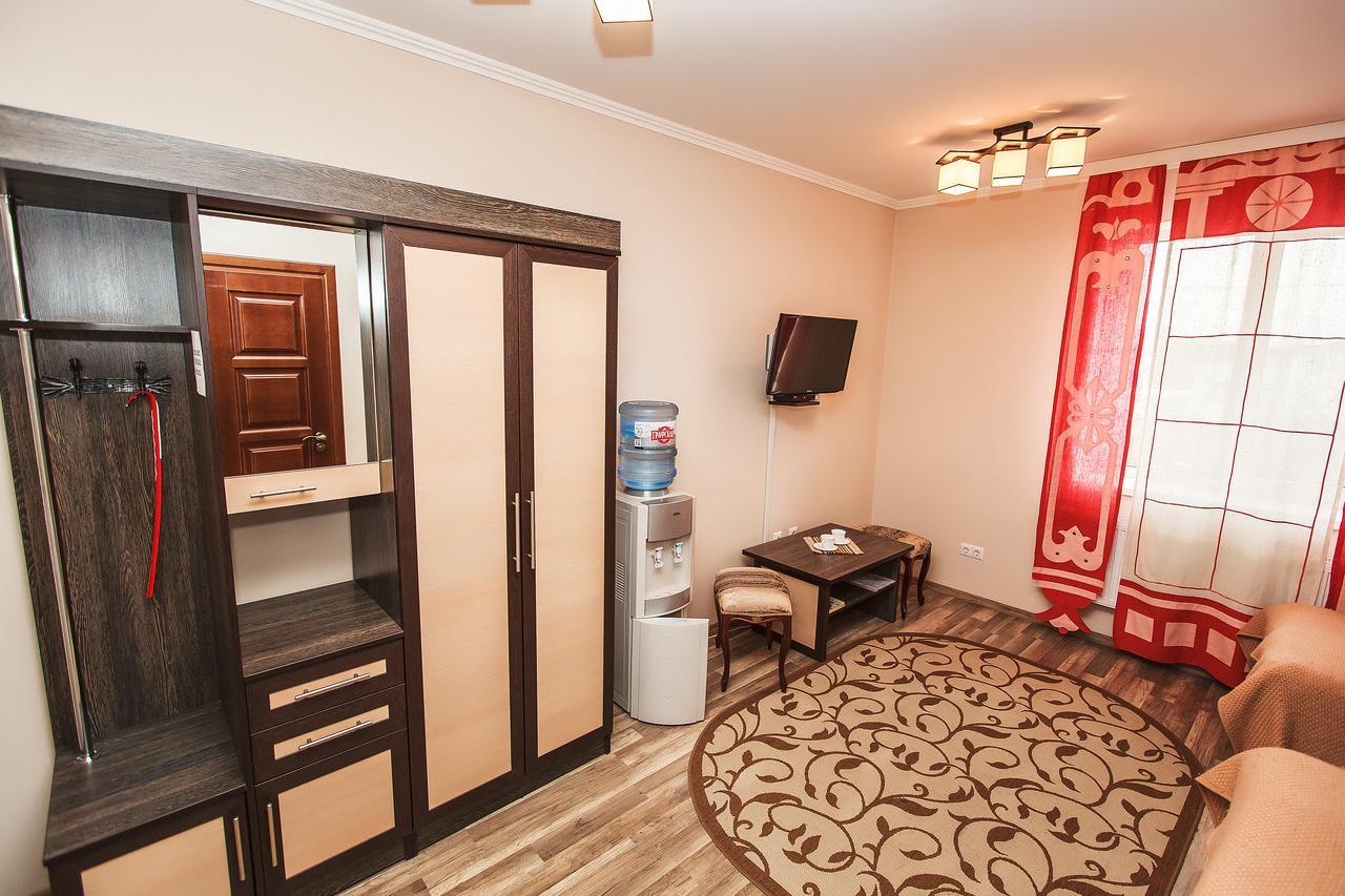 Slavyanskaya Hata Hotel Baranowicze Zewnętrze zdjęcie