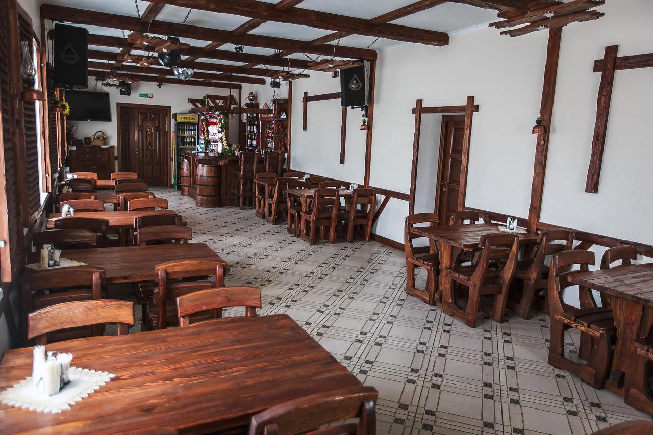Slavyanskaya Hata Hotel Baranowicze Zewnętrze zdjęcie